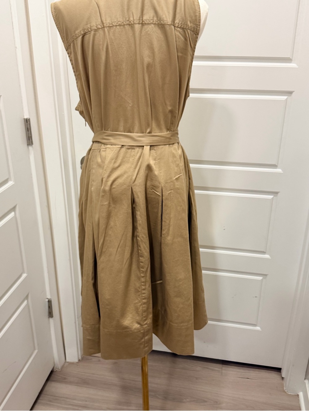 Talbots Sleeveless Safari Khaki Tan Midi Dress With with Tie Waist and Pockets - Picture 6 of 8